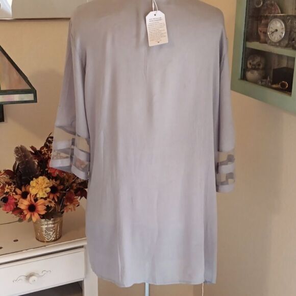 NWT Made With ❤️ Topper - Picture 5 of 8